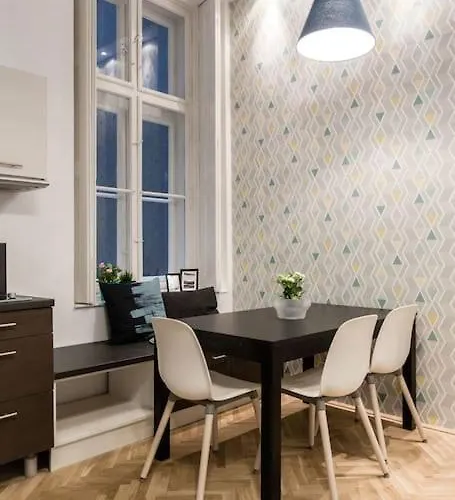 Luxury St Stephen's Basilica Apartman Budapest
