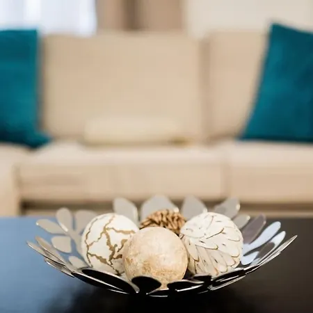 Luxury St Stephen's Basilica Apartment Budapest